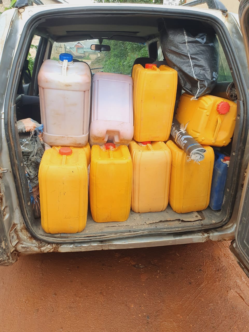 Cooking oil and foodstuffs ready for distribution